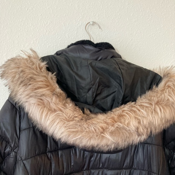 River Island Women’s Longline Padded Jacket with Faux-Fur Hood - Picture 7 of 10